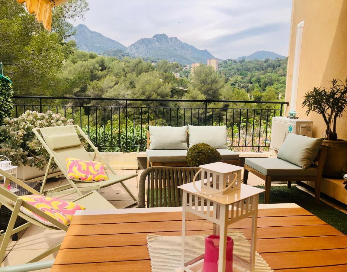 Mon Appart Avec Terrasse Et Piscine Roquebrune-Cap-Martin Bagian luar foto