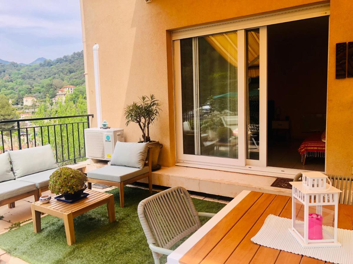 Mon Appart Avec Terrasse Et Piscine Roquebrune-Cap-Martin Bagian luar foto