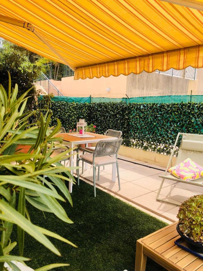 Mon Appart Avec Terrasse Et Piscine Roquebrune-Cap-Martin Bagian luar foto